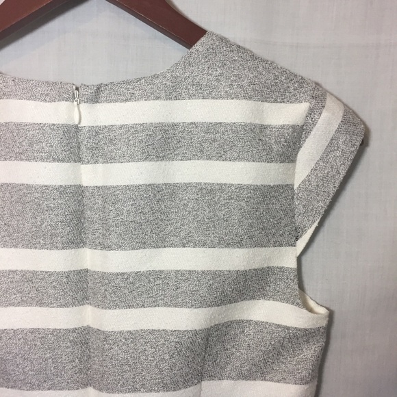 Ann Taylor Gray Chevron Striped Textured Dress 4P - Picture 5 of 8